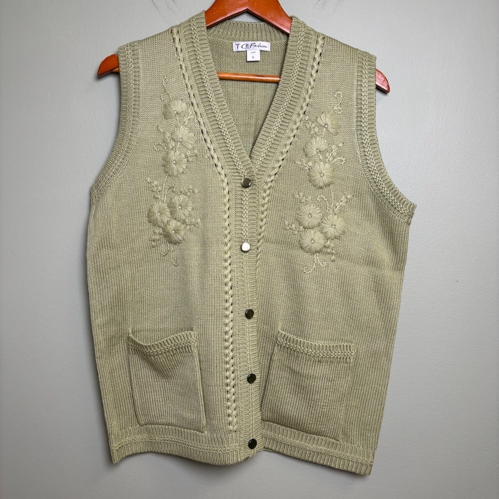 Vtg TC Fashions Womens Green Knit Vest Sz L Embroidered Floral Pearls Grannycore